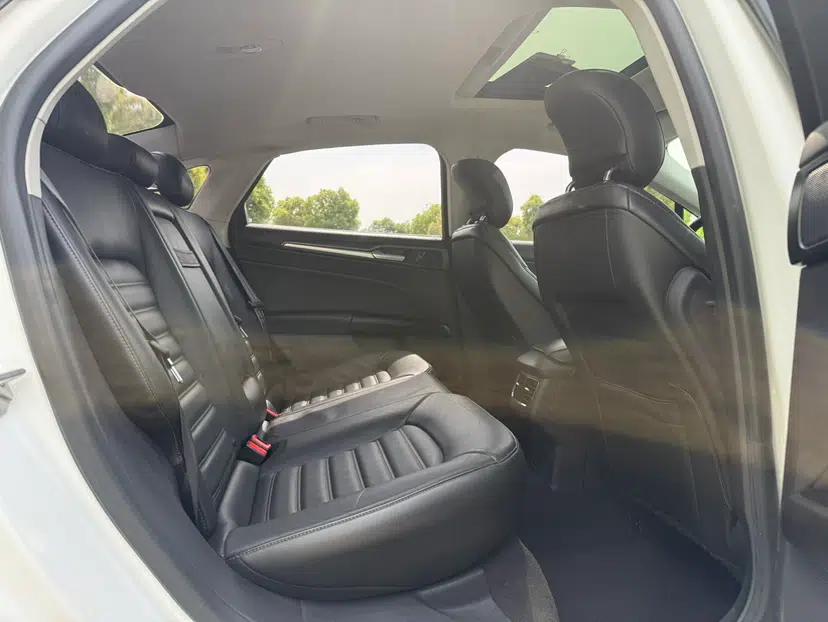 Ford Mondeo 2013 1.5L GTDi180 Fashion Edition — миниатюра 23