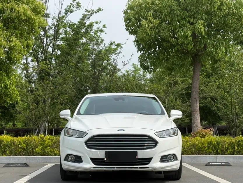 Ford Mondeo 2013 1.5L GTDi180 Fashion Edition — миниатюра 8