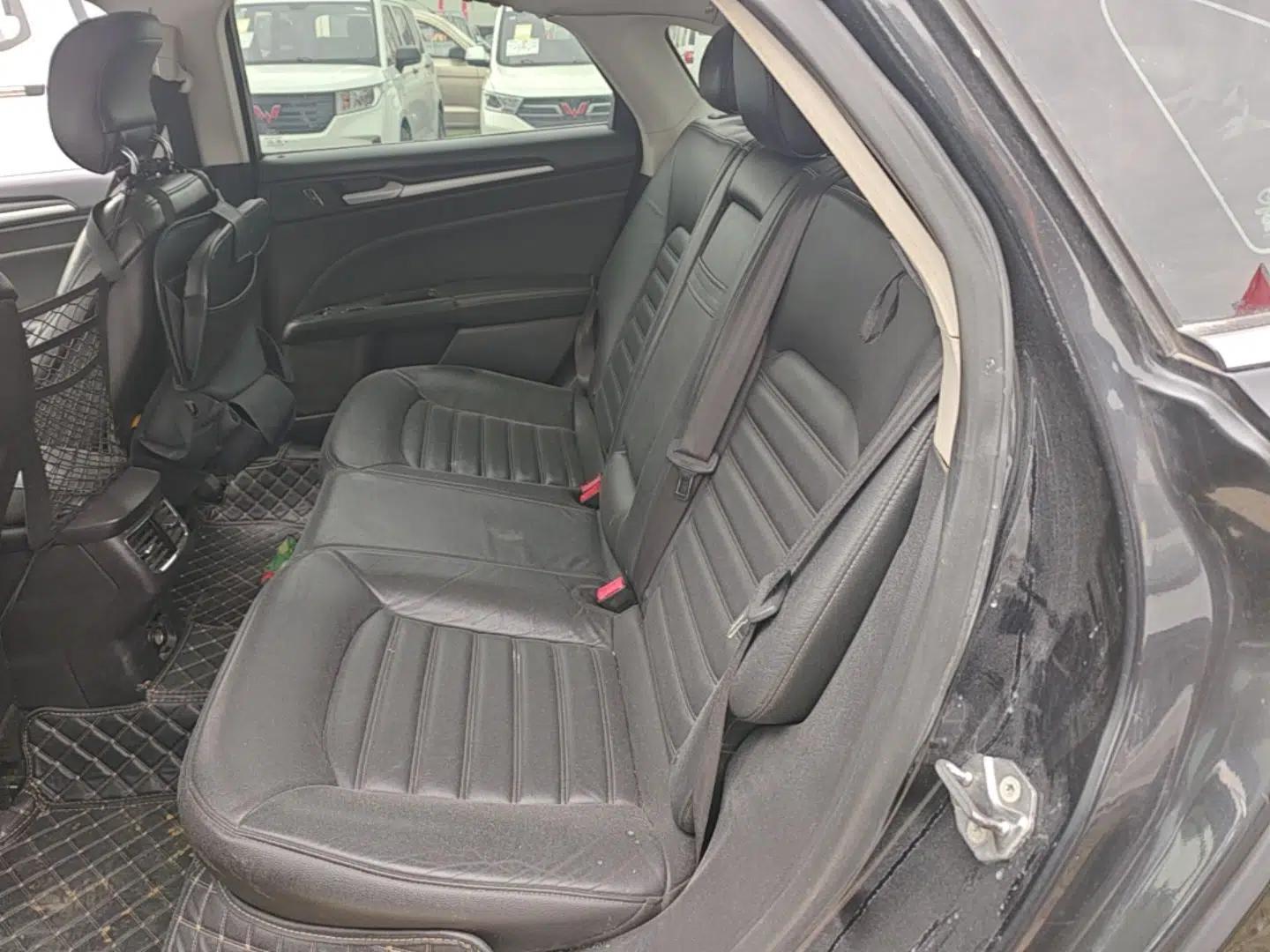 Ford Mondeo 2013 1.5L GTDi180 Fashion Edition — миниатюра 20