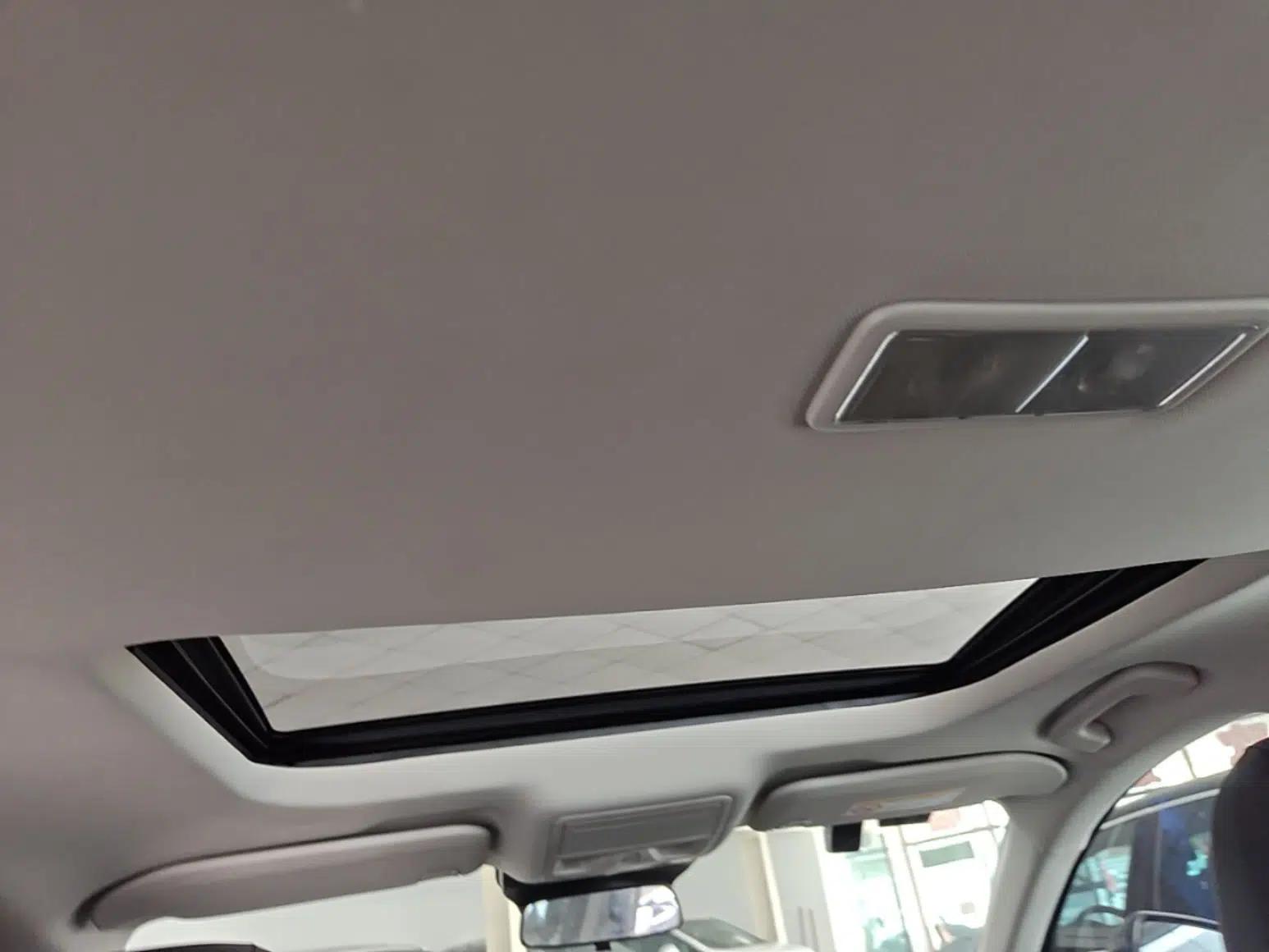 Ford Mondeo 2022 Restyled EcoBoost 245 Luxury Version — миниатюра 21