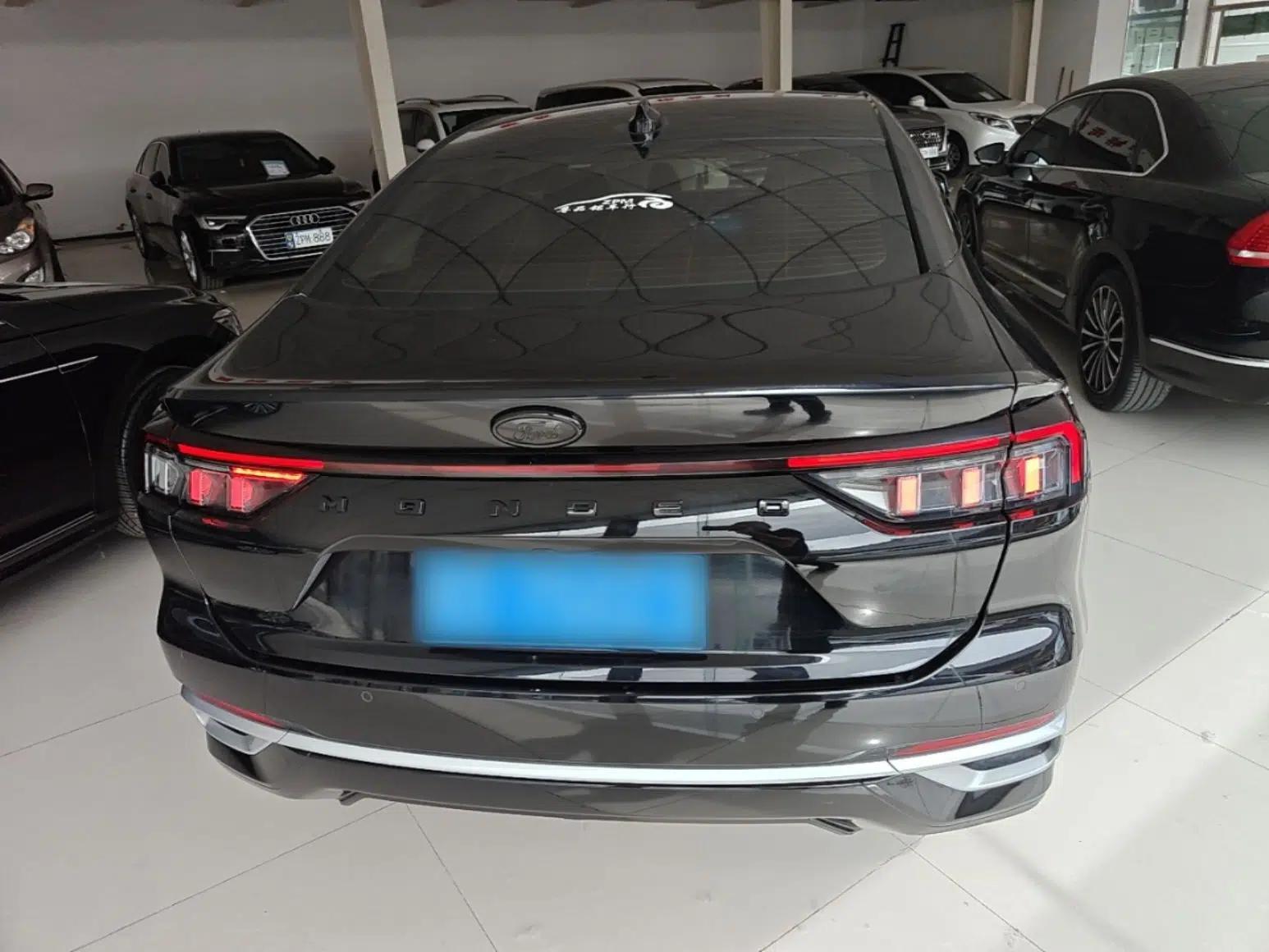 Ford Mondeo 2022 Restyled EcoBoost 245 Luxury Version — миниатюра 5