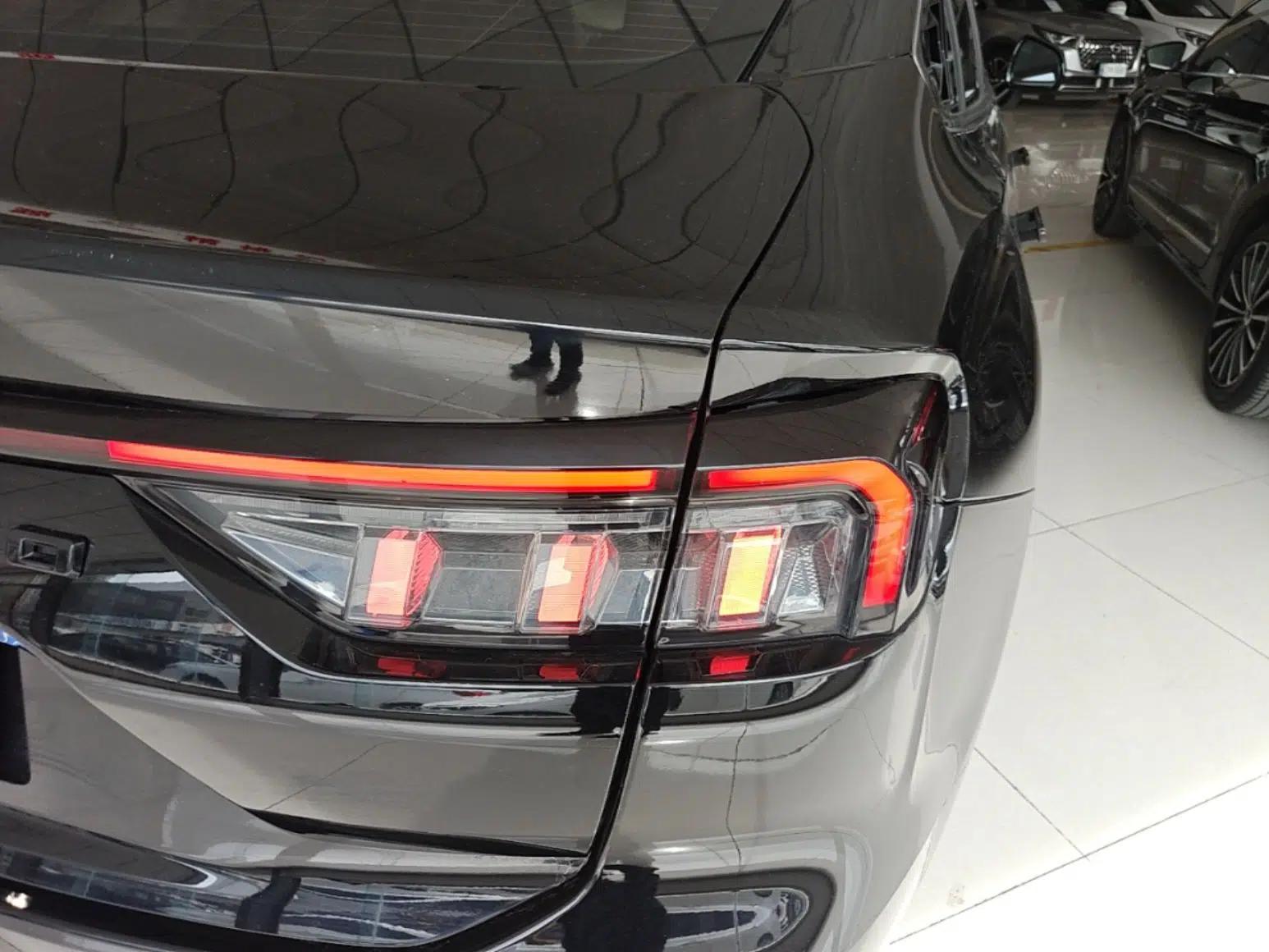 Ford Mondeo 2022 Restyled EcoBoost 245 Luxury Version — миниатюра 7