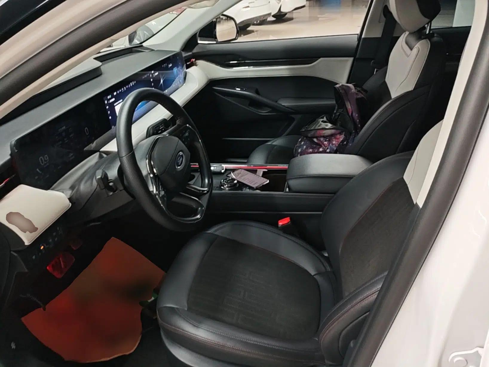 Ford Mondeo 2022 EcoBoost 245 Luxury Model — миниатюра 18