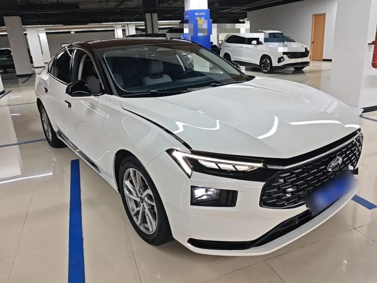 Ford Mondeo 2022 EcoBoost 245 Luxury Model — миниатюра 3