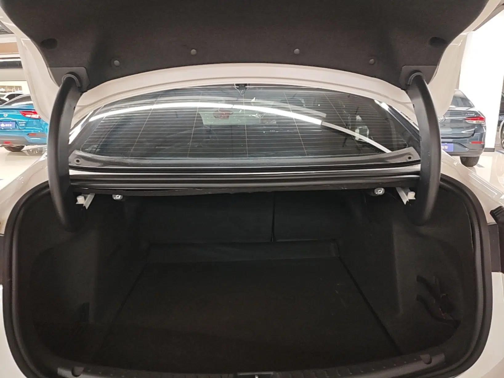 Ford Mondeo 2022 EcoBoost 245 Luxury Model — миниатюра 22