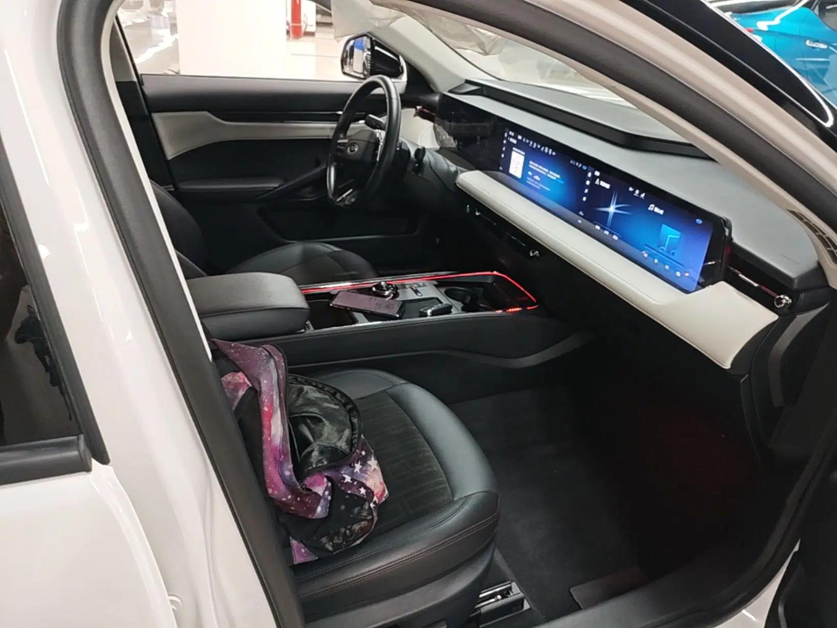 Ford Mondeo 2022 EcoBoost 245 Luxury Model — миниатюра 23