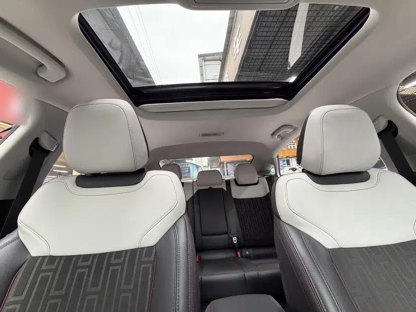 Ford Mondeo 2022 EcoBoost 245 Luxury Model — миниатюра 14