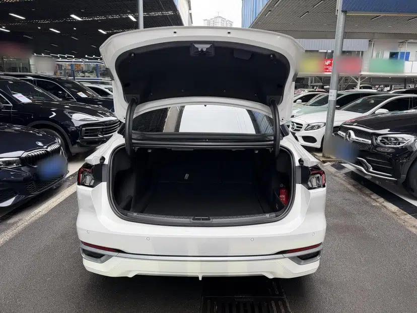 Ford Mondeo 2022 EcoBoost 245 Luxury Model — миниатюра 15