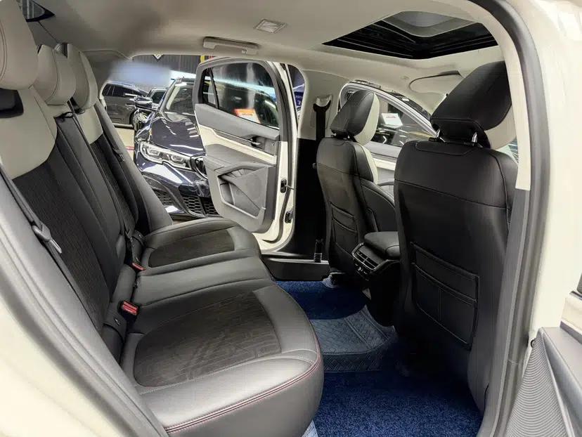 Ford Mondeo 2022 EcoBoost 245 Luxury Model — миниатюра 19