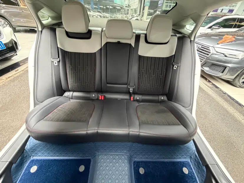 Ford Mondeo 2022 EcoBoost 245 Luxury Model — миниатюра 20