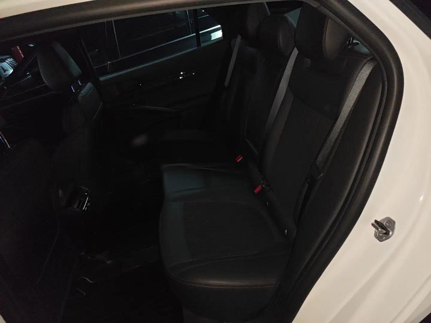 Ford Mondeo 2025 1.5T EcoBoost Comfort Version — миниатюра 20