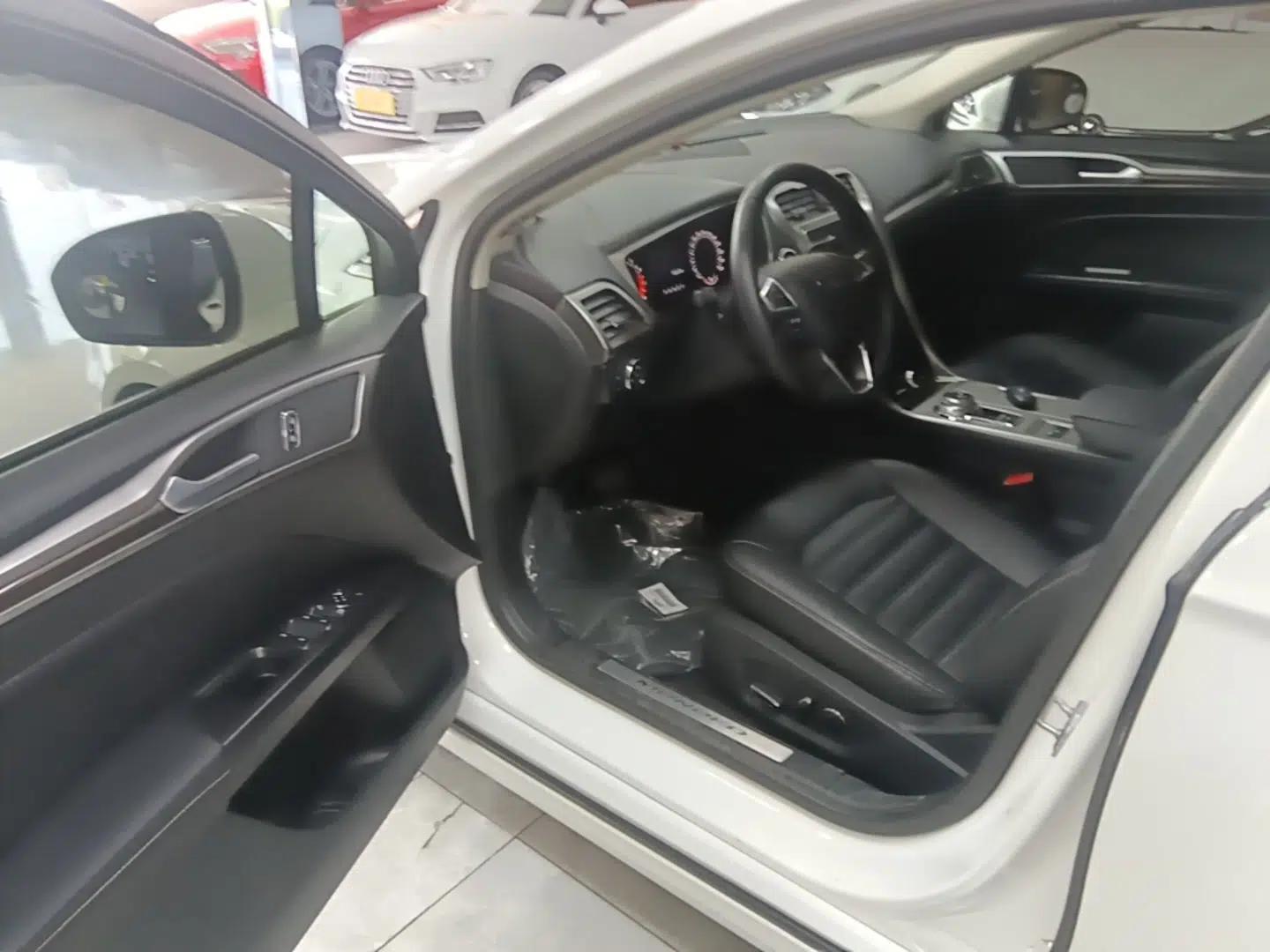 Ford Mondeo 2020 EcoBoost 180 Stylish Model — миниатюра 19