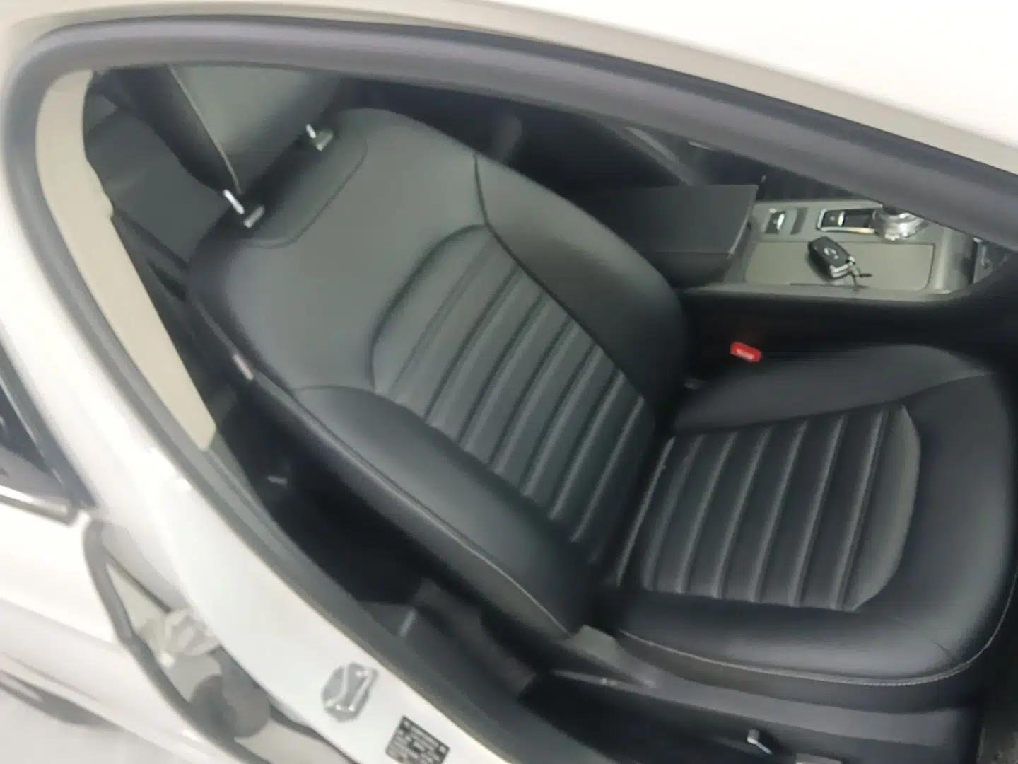 Ford Mondeo 2020 EcoBoost 180 Stylish Model — миниатюра 23