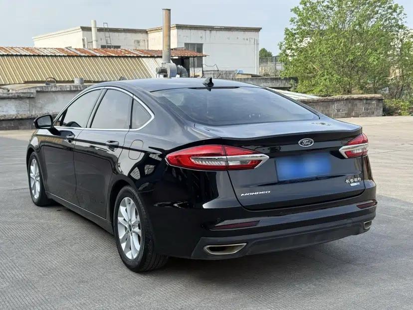 Ford Mondeo 2020 EcoBoost 180 Stylish Model — миниатюра 9