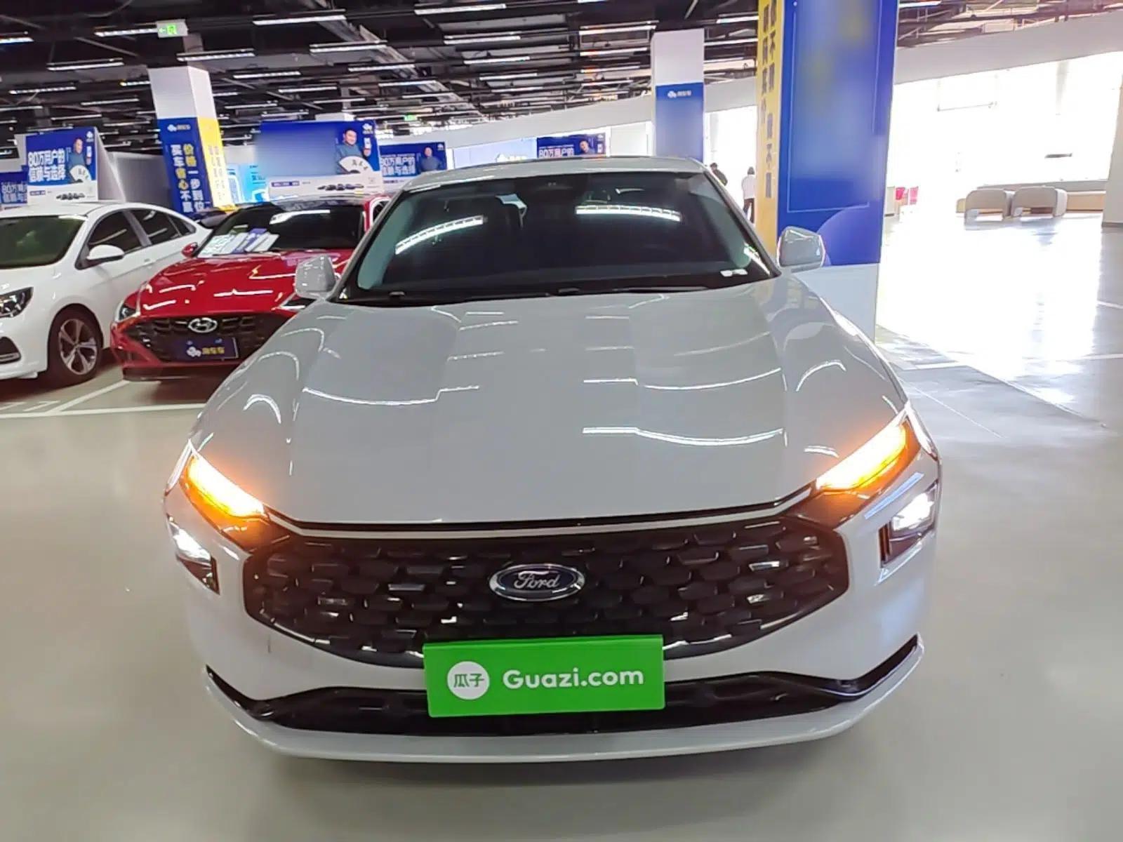 Ford Mondeo 2023 EcoBoost 180 Luxury Model — миниатюра 2