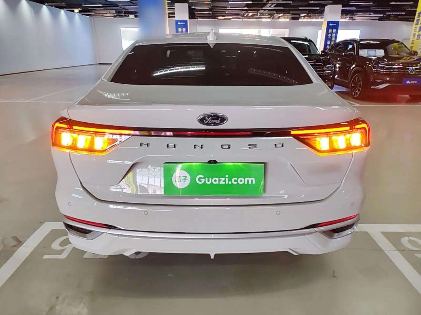 Ford Mondeo 2023 EcoBoost 180 Luxury Model — миниатюра 3