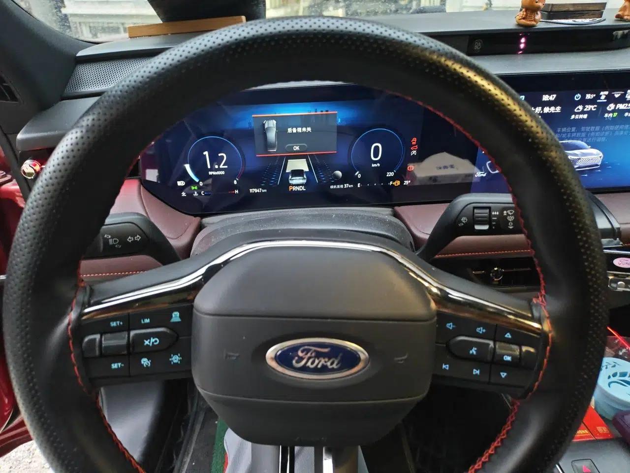 Ford Mondeo 2022 EcoBoost 245 Ultimate Model — миниатюра 12