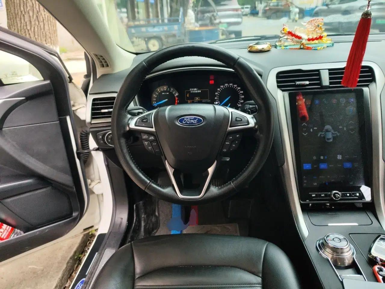 Ford Mondeo 2017 EcoBoost 200 Stylish Model — миниатюра 11