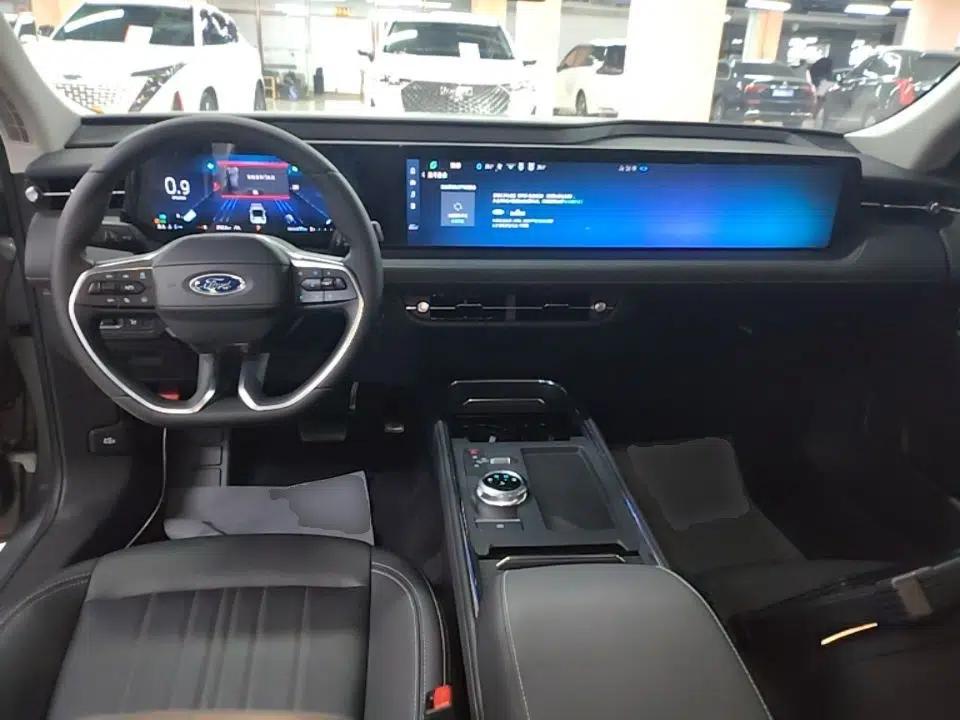 Ford Mondeo 2025 2.0T EcoBoost Luxury Version — миниатюра 13