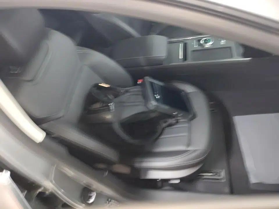 Ford Mondeo 2025 2.0T EcoBoost Luxury Version — миниатюра 23