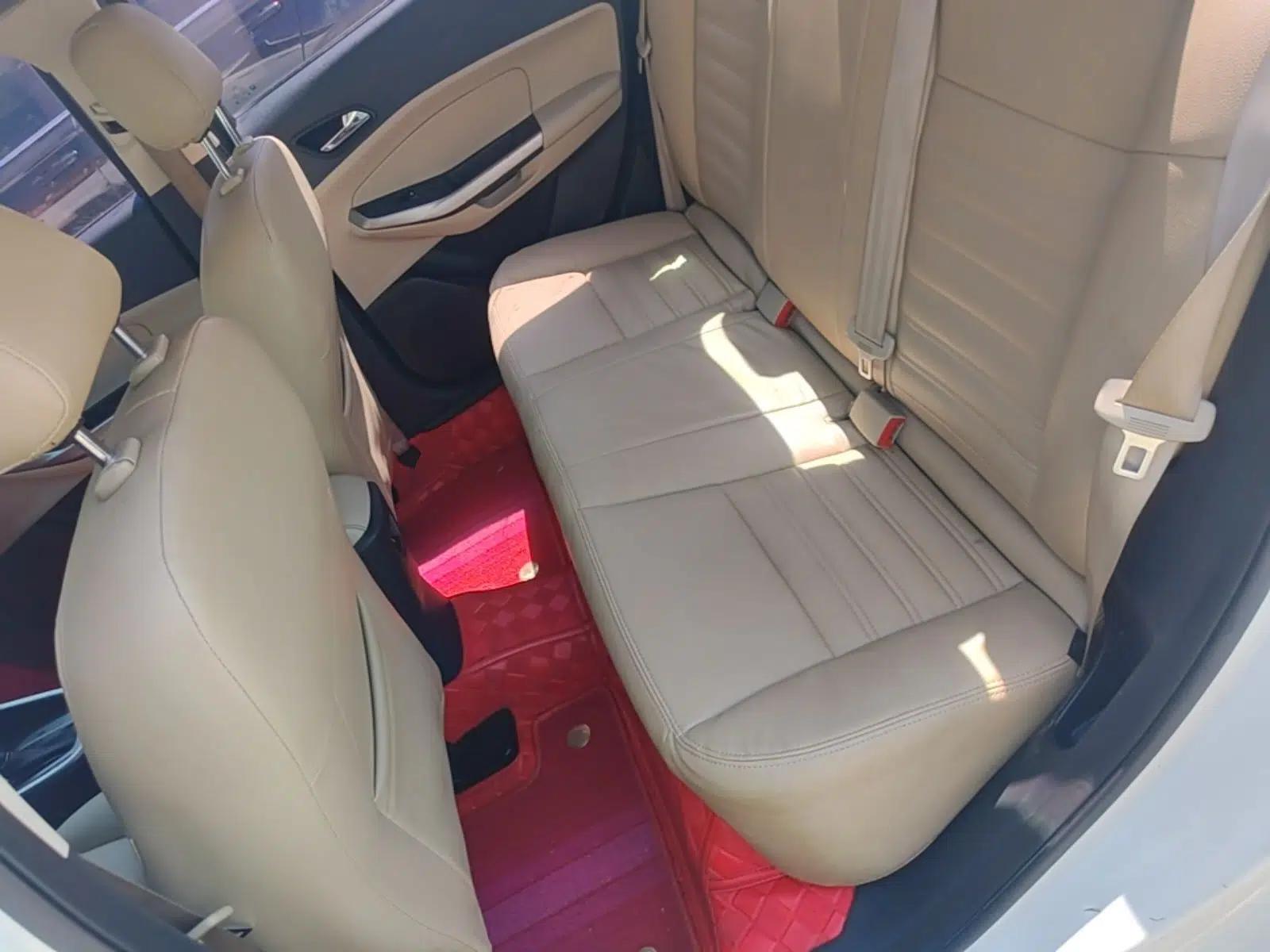 Ford Escort 2017 Revised Version 1.5L Automatic Comfort Edition — миниатюра 19