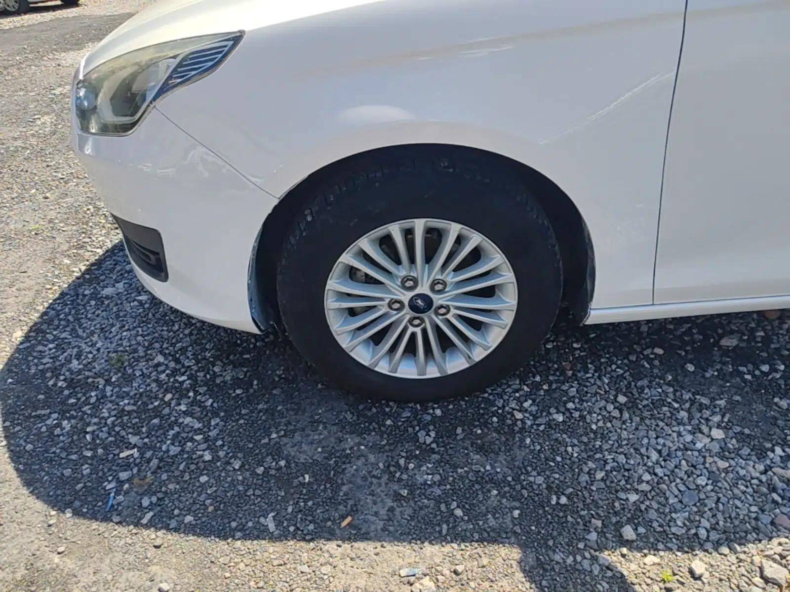 Ford Escort 2017 Revised Version 1.5L Automatic Comfort Edition — миниатюра 9