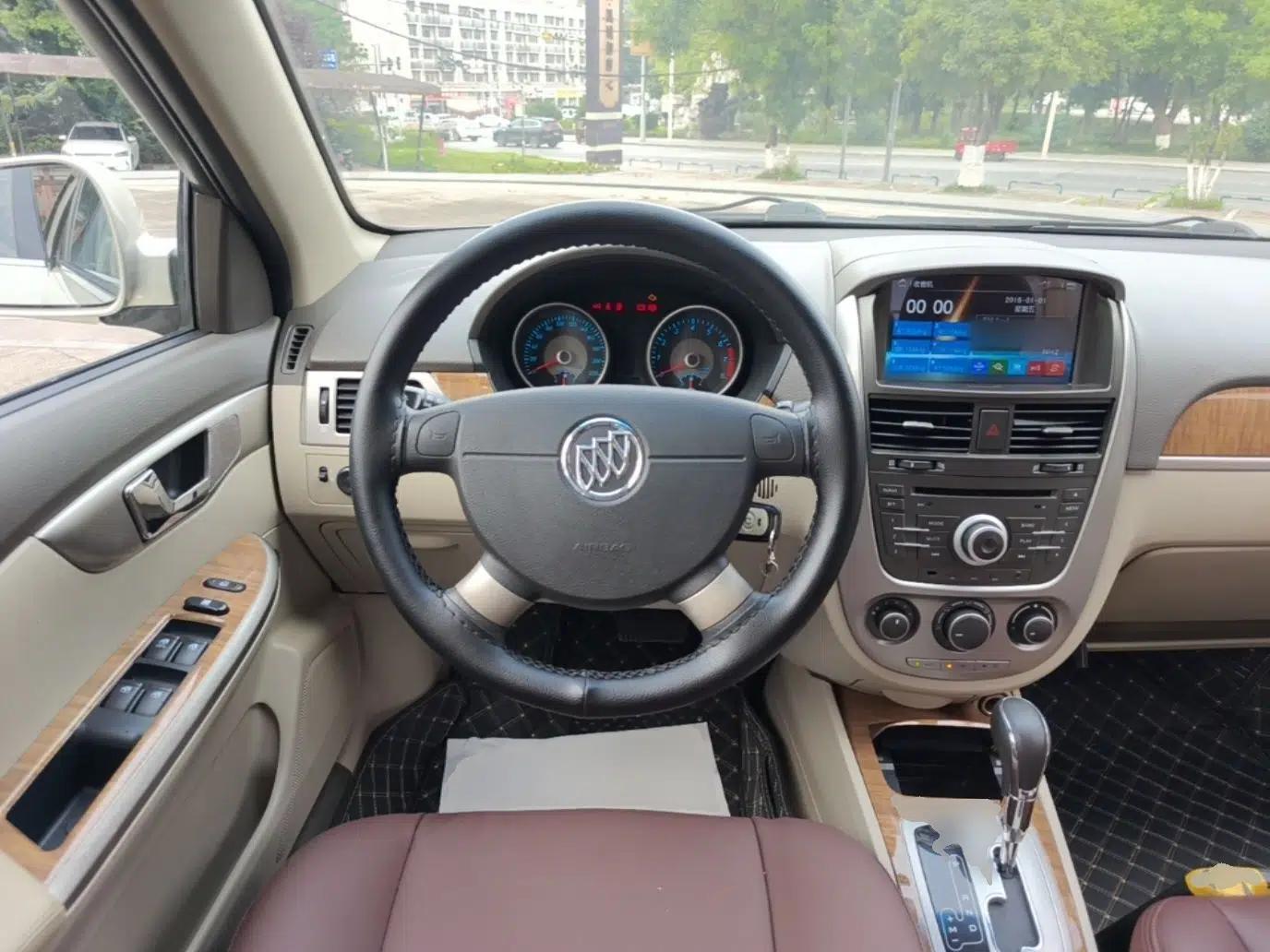 Buick Excelle 2015 1.5L Automatic Classic Model — миниатюра 14