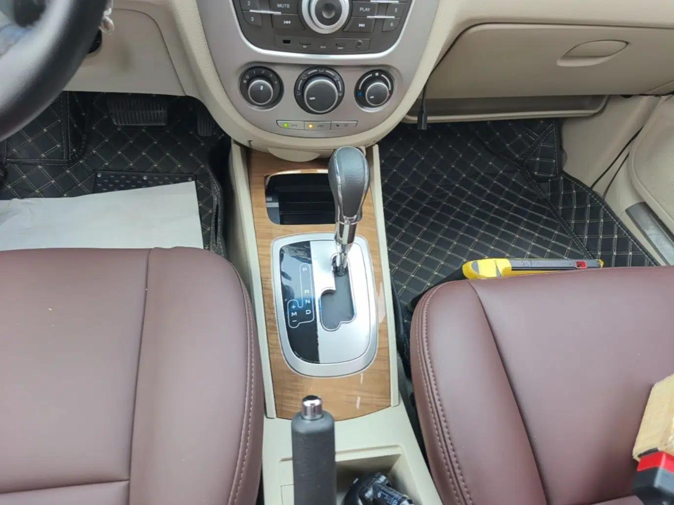 Buick Excelle 2015 1.5L Automatic Classic Model — миниатюра 17