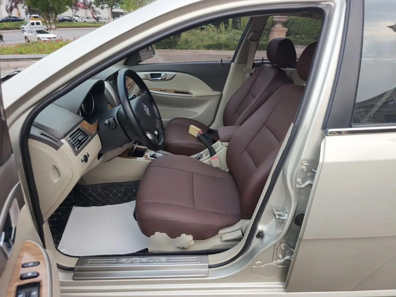 Buick Excelle 2015 1.5L Automatic Classic Model — миниатюра 18