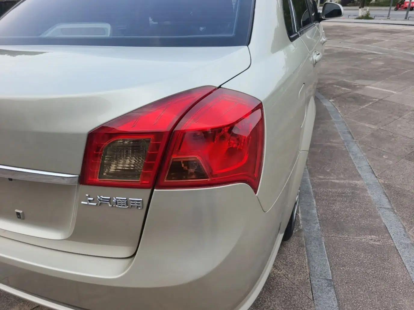 Buick Excelle 2015 1.5L Automatic Classic Model — миниатюра 7