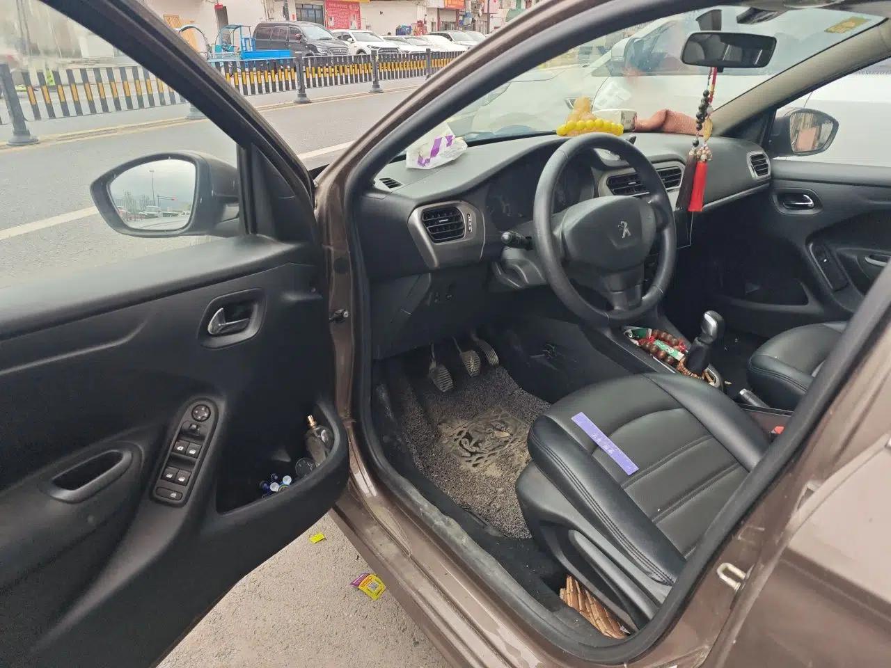 Peugeot 301 2016 1.6L Manual Comfort Edition — миниатюра 19