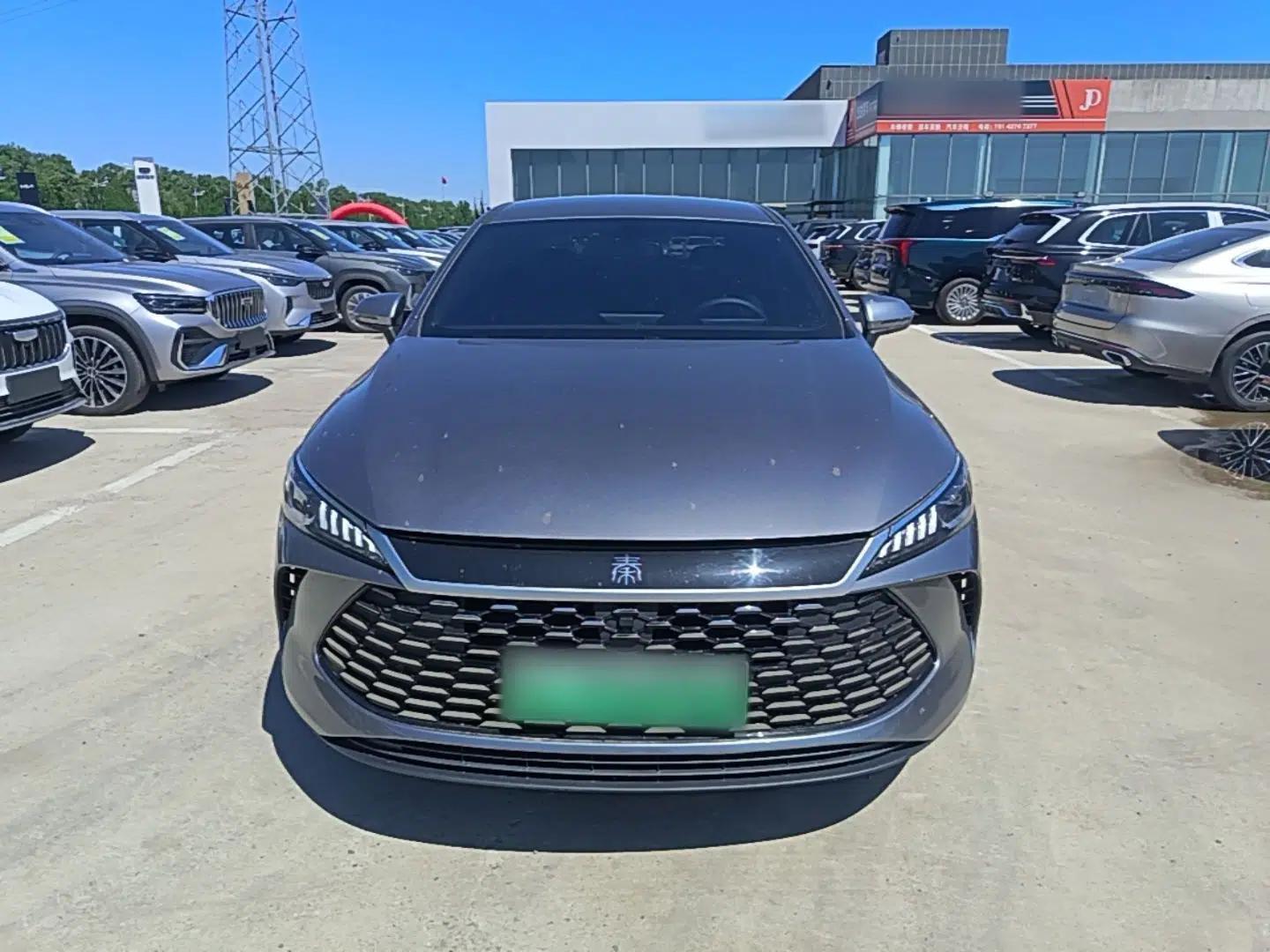 BYD Qin PLUS 2025 DM-i Smart Drive 55KM Leading Model — миниатюра 2