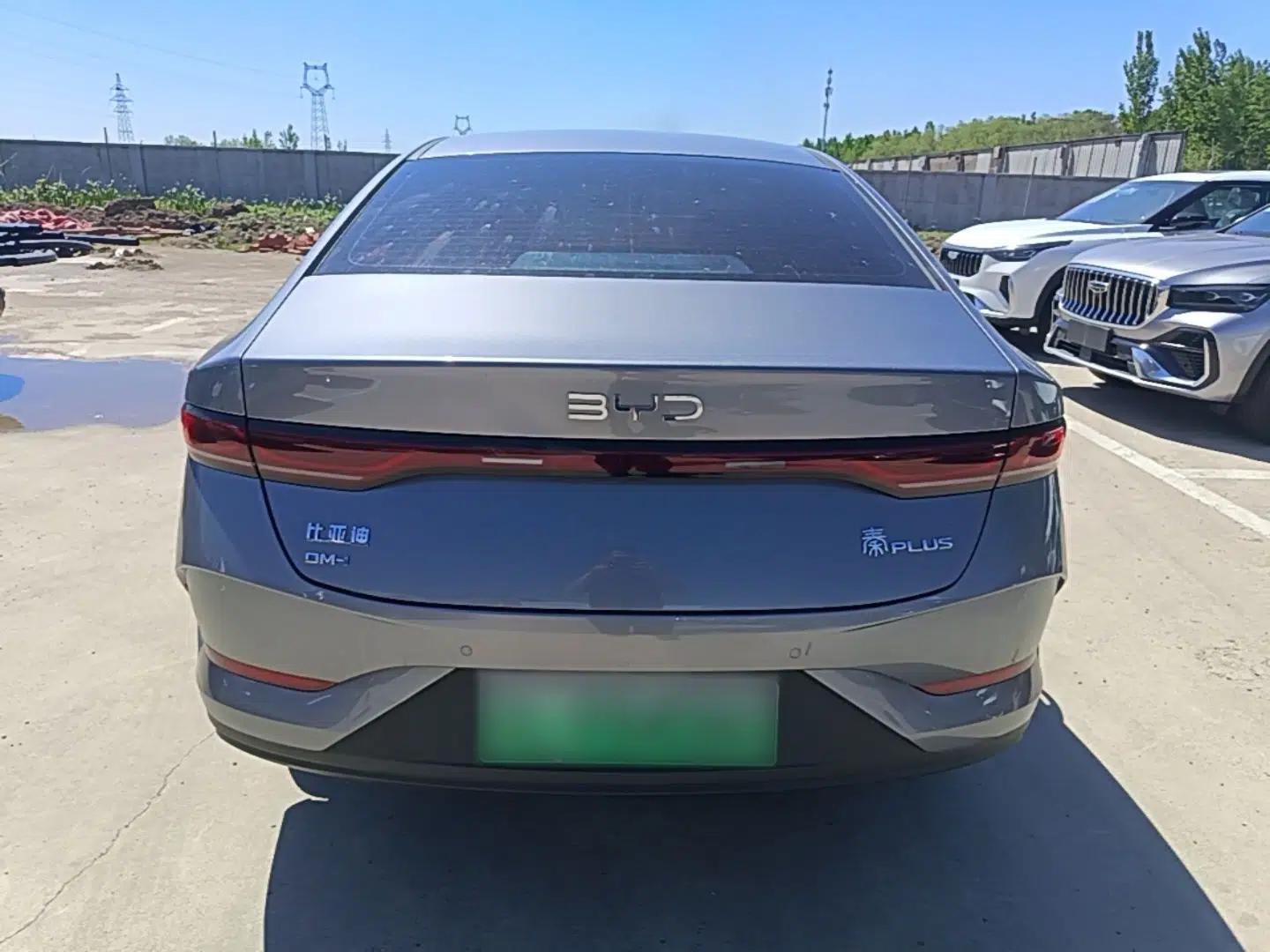 BYD Qin PLUS 2025 DM-i Smart Drive 55KM Leading Model — миниатюра 5