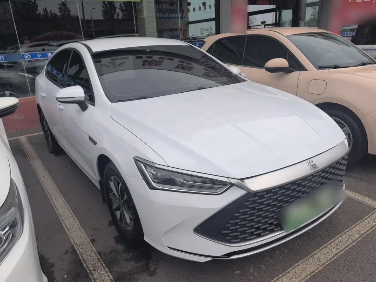 BYD Qin PLUS 2024 HONOR Edition DM-i 55KM Leading Model — миниатюра 3