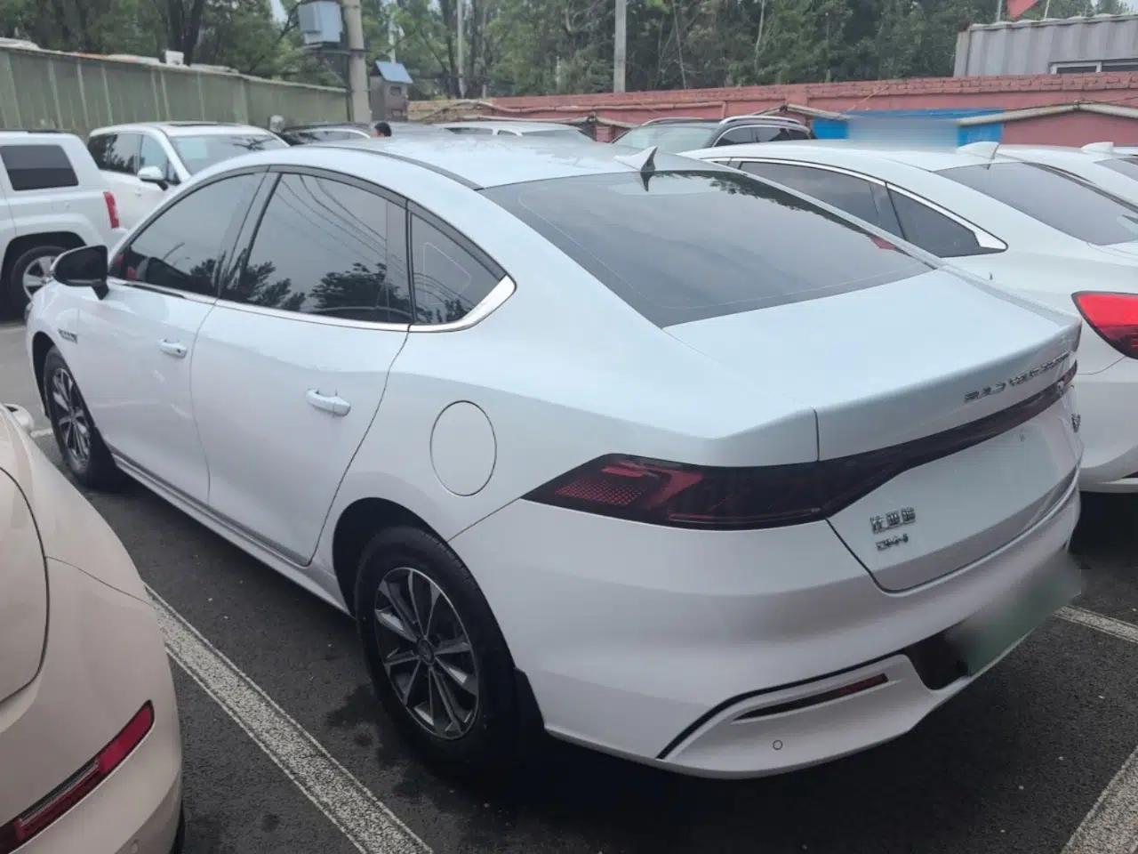 BYD Qin PLUS 2024 HONOR Edition DM-i 55KM Leading Model — миниатюра 4