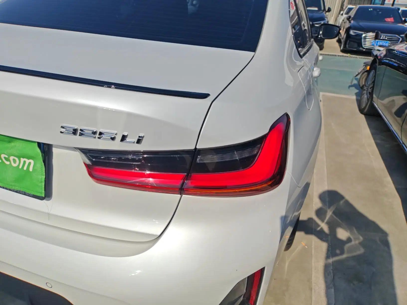 BMW 3 Series 2024 325Li M Sport Night Edition Package — миниатюра 8