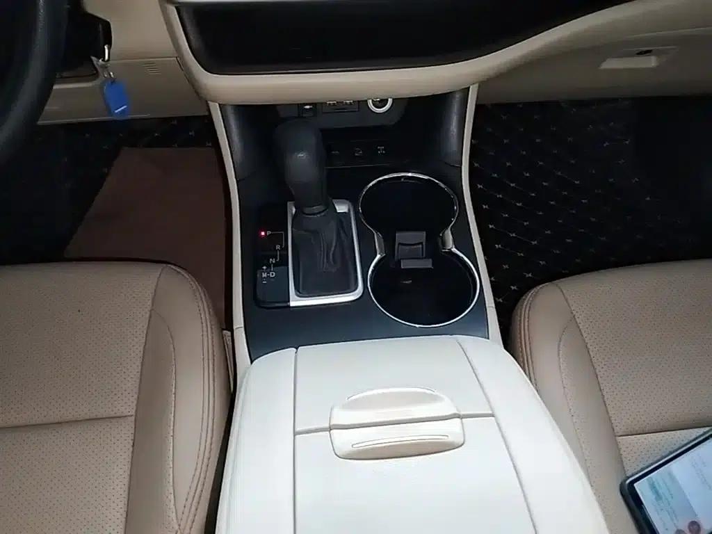 2021 Toyota Highlander 2.0T AWD Elite Edition 7-seater — миниатюра 14