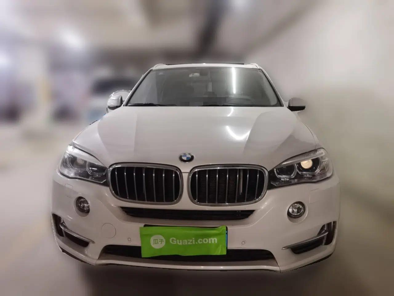 BMW X5 2017 xDrive28i — миниатюра 2