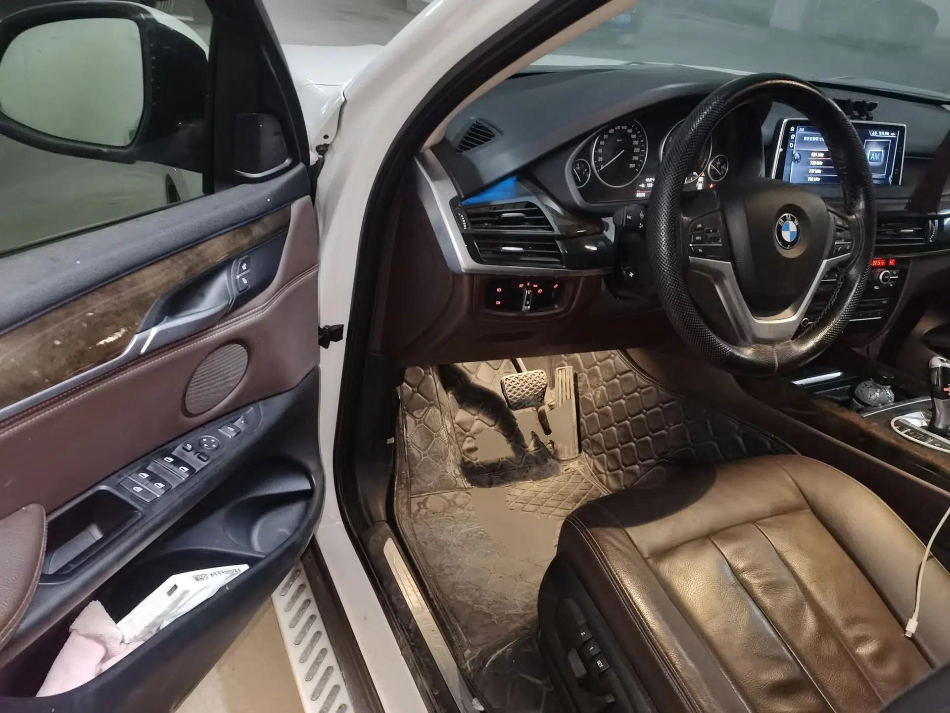 BMW X5 2017 xDrive28i — миниатюра 17