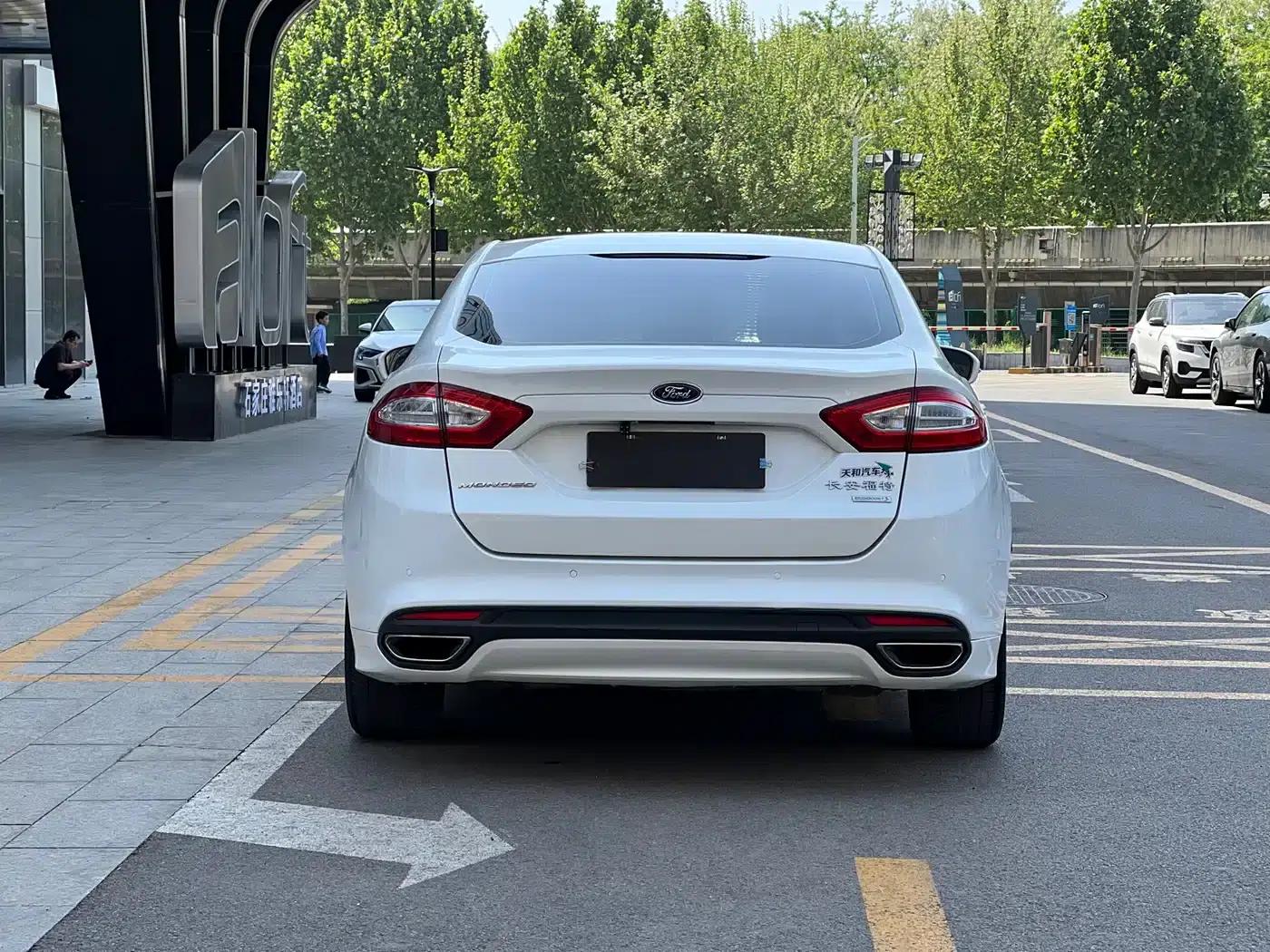 2013 Ford Mondeo 1.5L GTDi180 Fashion Edition — миниатюра 5