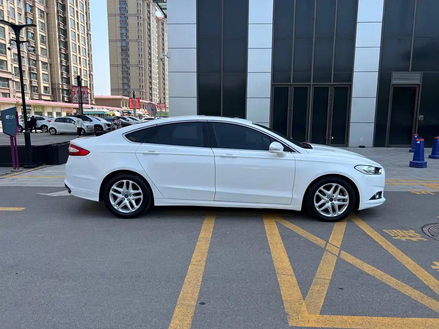 2013 Ford Mondeo 1.5L GTDi180 Fashion Edition — миниатюра 8