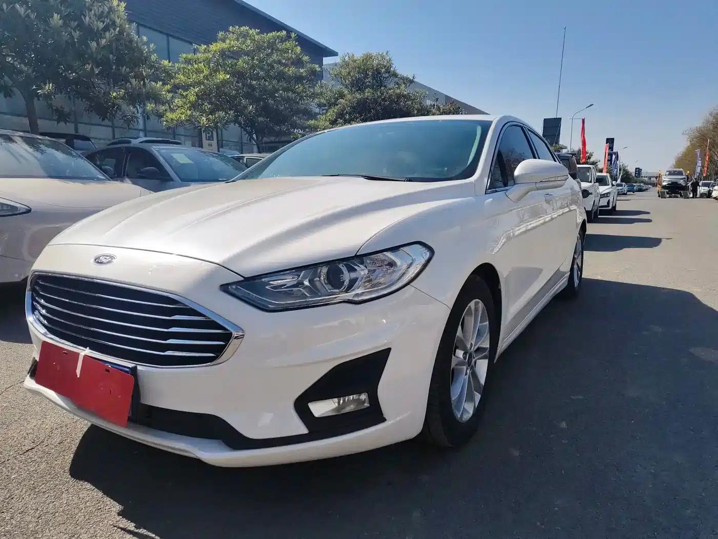 2020 Ford Mondeo EcoBoost 180 Fashion Edition — миниатюра 1