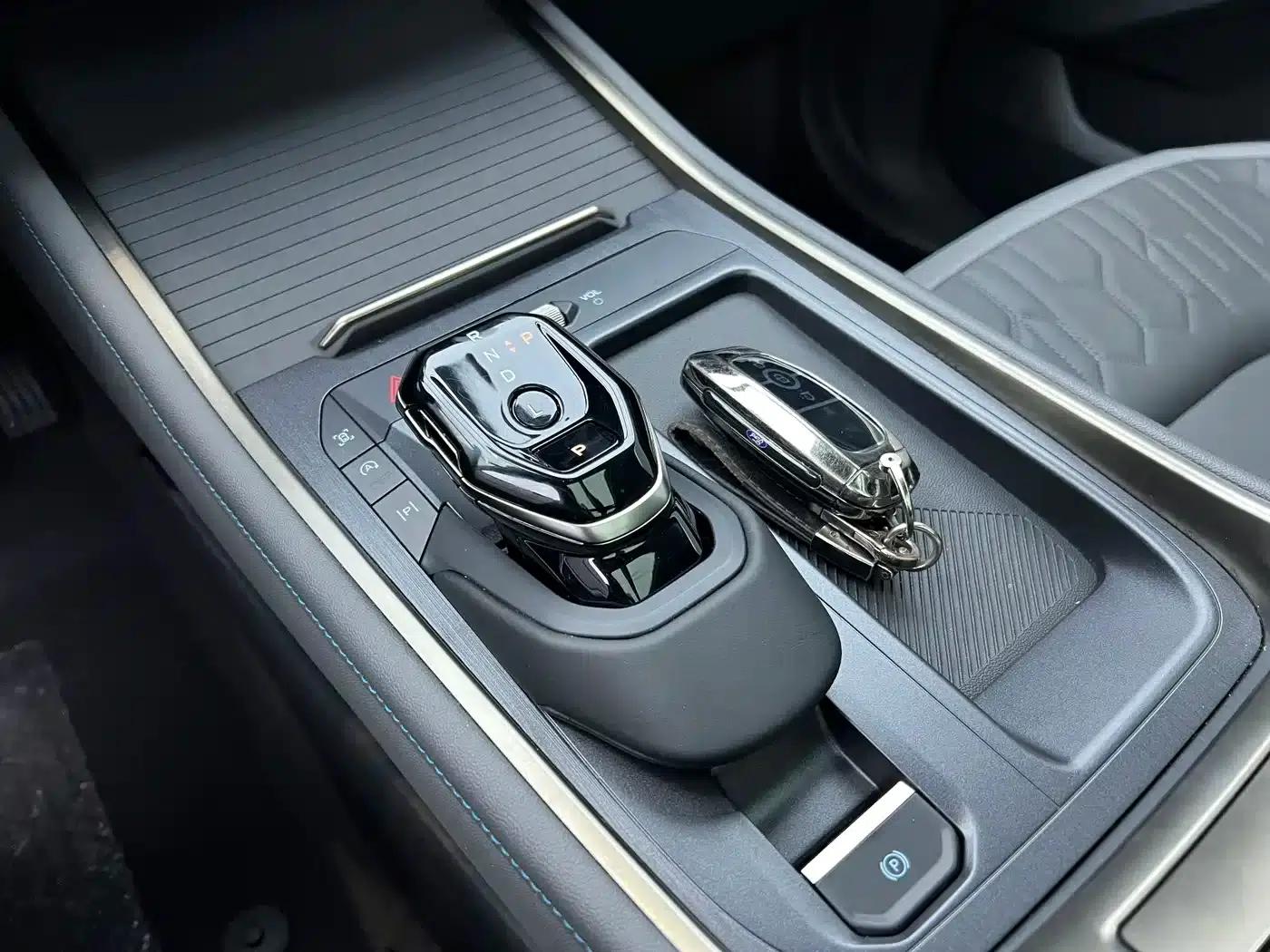 2023 Ford Edge L 2.0T EcoBoost 2WD 7-Seat Luxury — миниатюра 11
