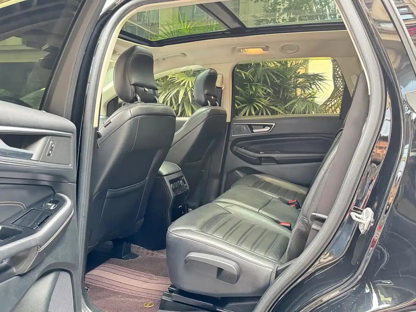 2016 Ford Edge EcoBoost 245 2WD Luxury 7-seater — миниатюра 9