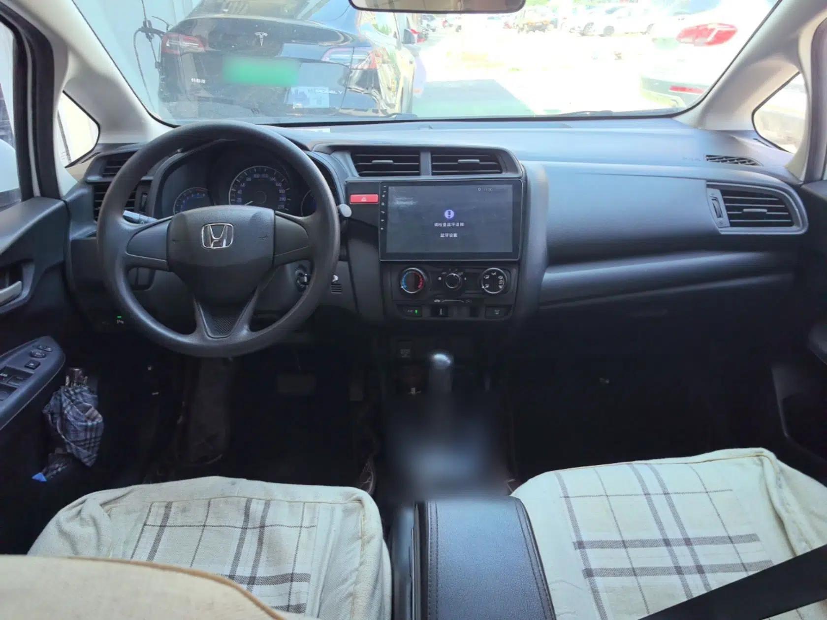 Honda Fit 2016 1.5L LXS CVT Comfort Sunroof Version — миниатюра 13