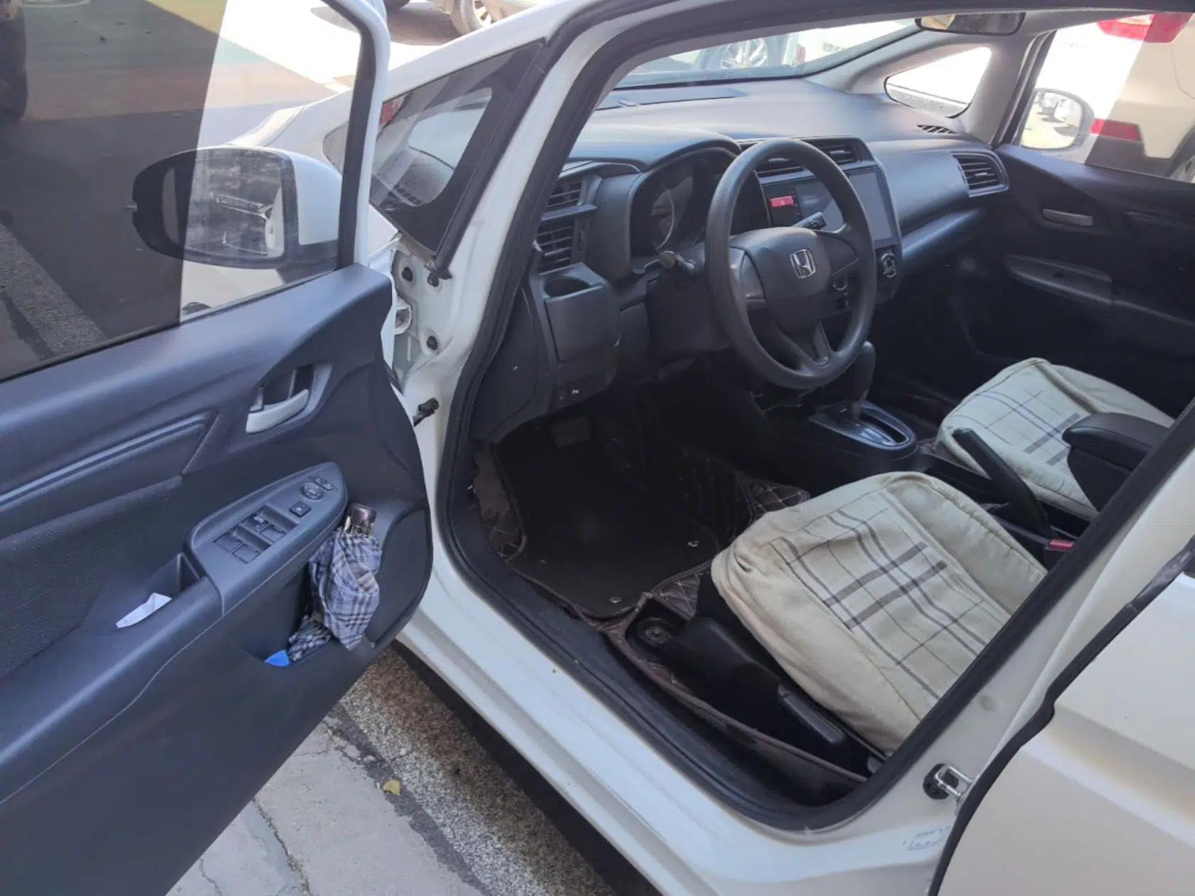 Honda Fit 2016 1.5L LXS CVT Comfort Sunroof Version — миниатюра 19