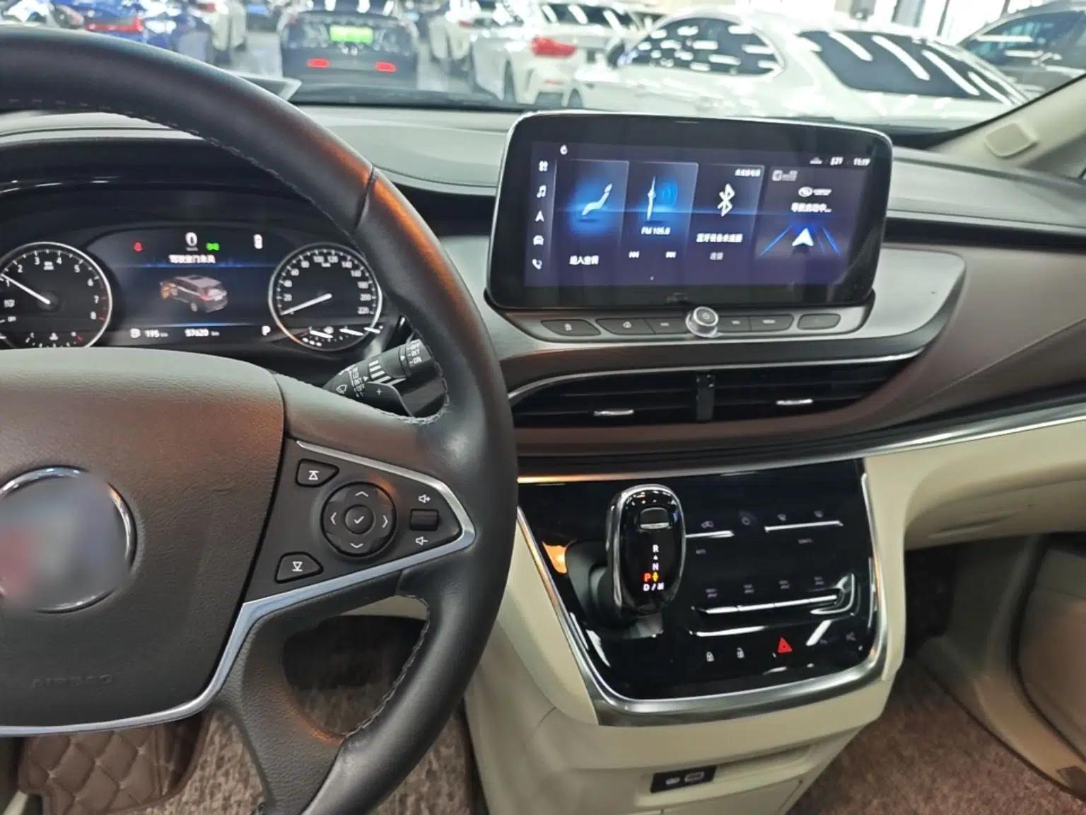 Buick GL8 2020 Land Business Class 652T Premium Model — миниатюра 13