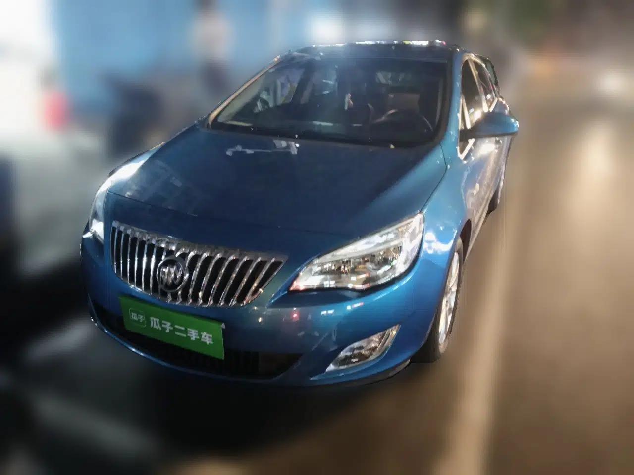 Buick GT 2014 XT 1.6L Automatic Fashion Edition — миниатюра 1
