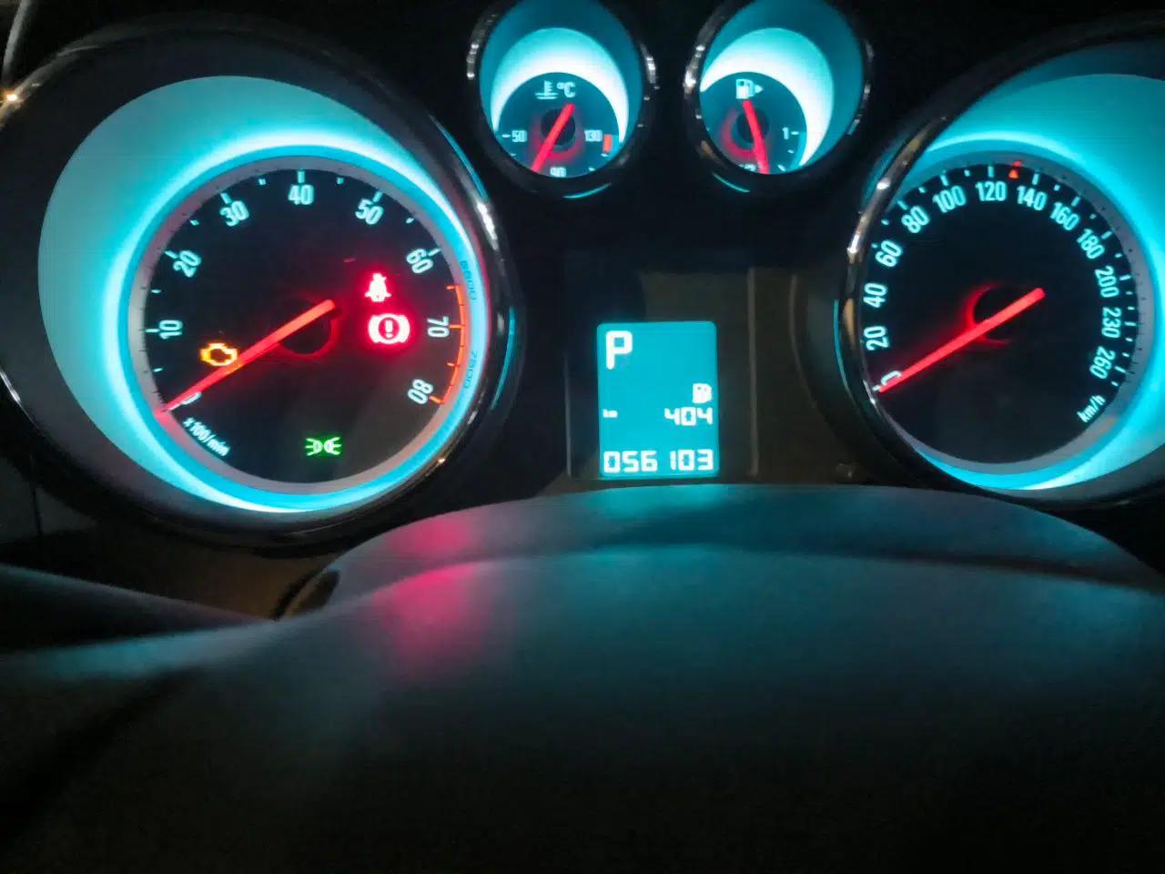 Buick GT 2014 XT 1.6L Automatic Fashion Edition — миниатюра 13