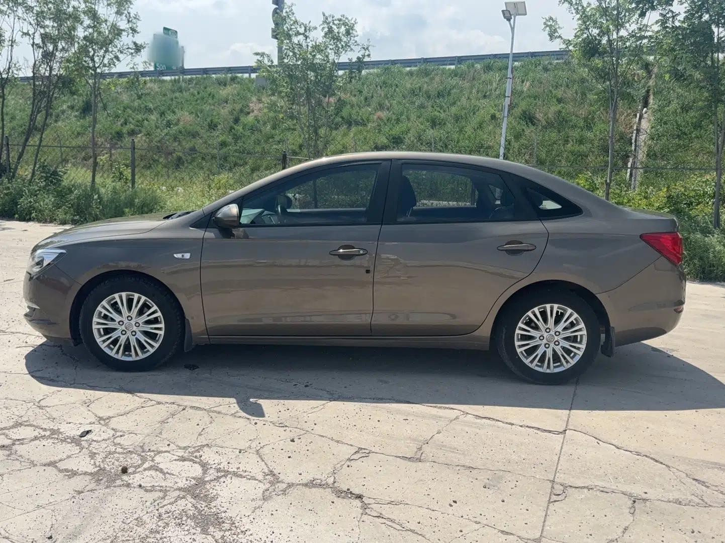 Buick GT 2017 15N Automatic Elite Version — миниатюра 7